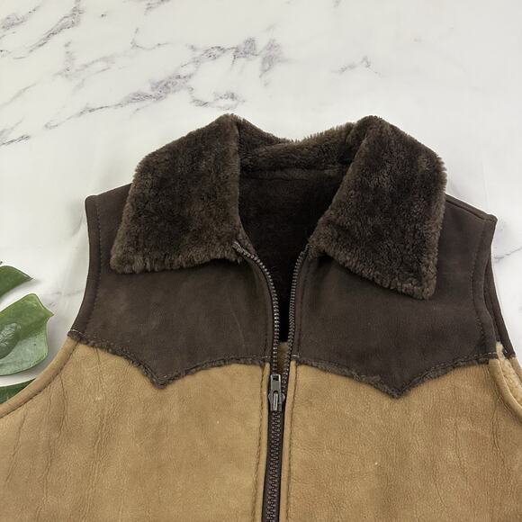 River Mens Vintage 70s Suede Sherpa Lined Vest Size 44 XL Brown Patchwork West - Picture 2 of 10